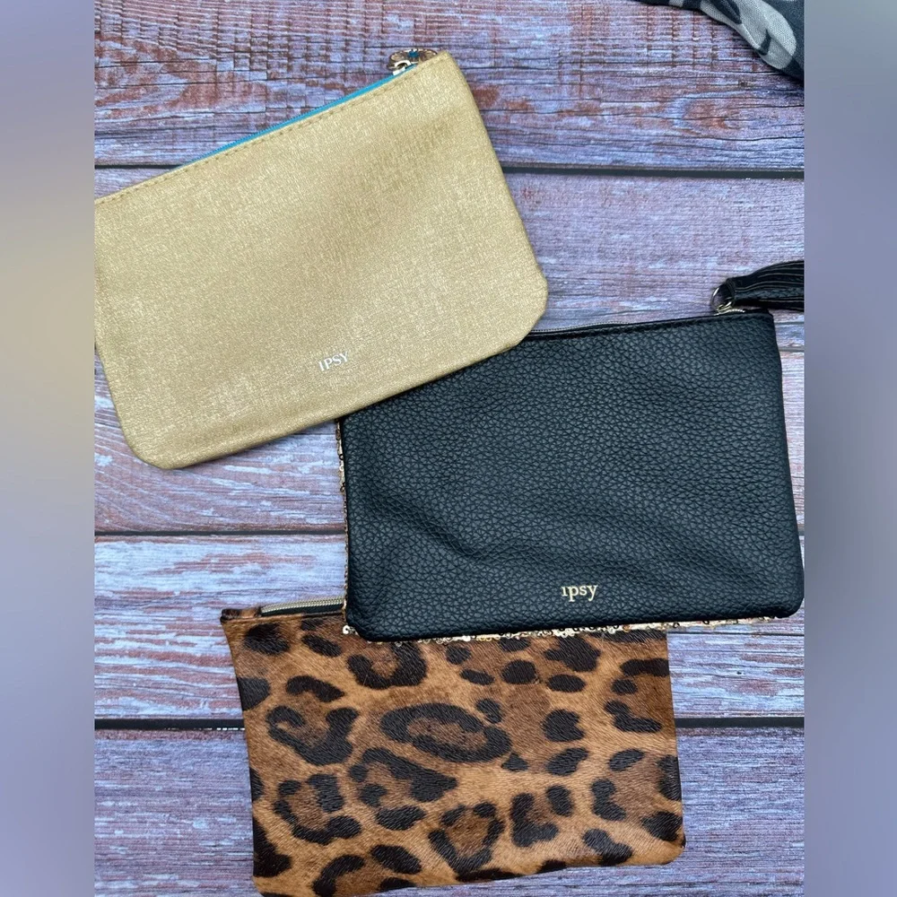 IPSY Set of 3 cosmetic makeup zipper bags NEW!